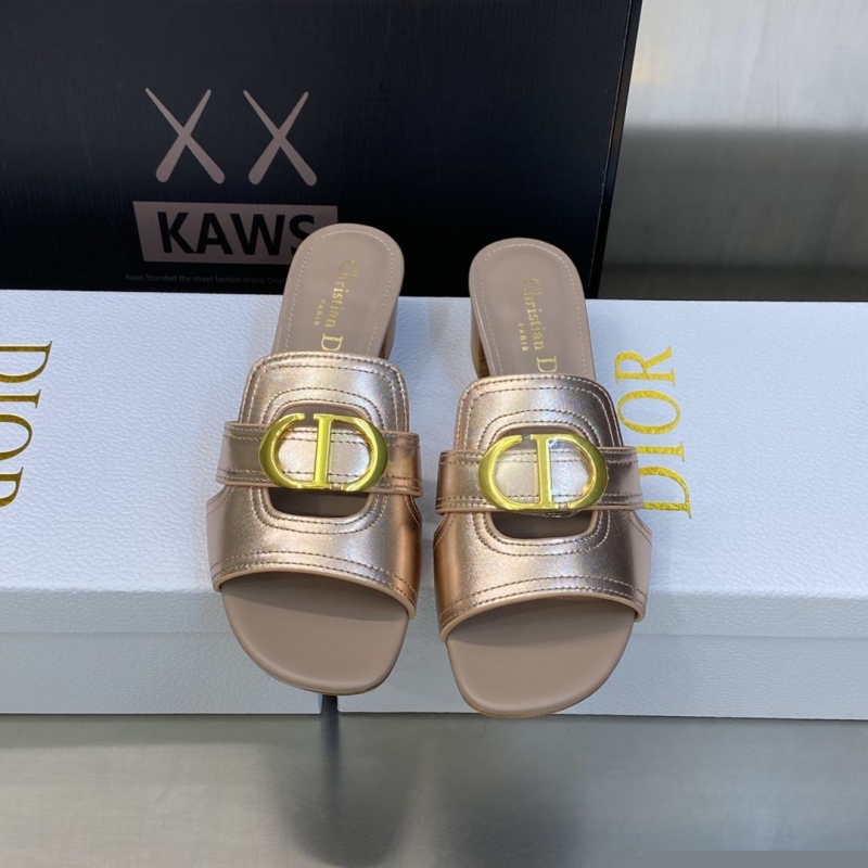 ch**an D*or slippers